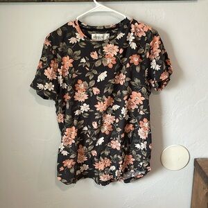 A&F short sleeve flower pattern vintage